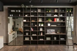 Libreria Lineare A Giorno Con Scaletta